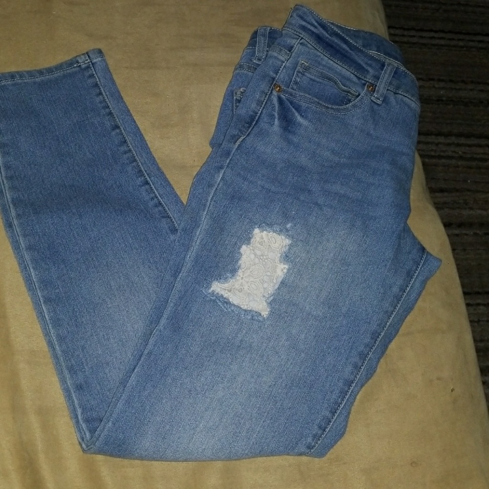 Lace ripped jeans